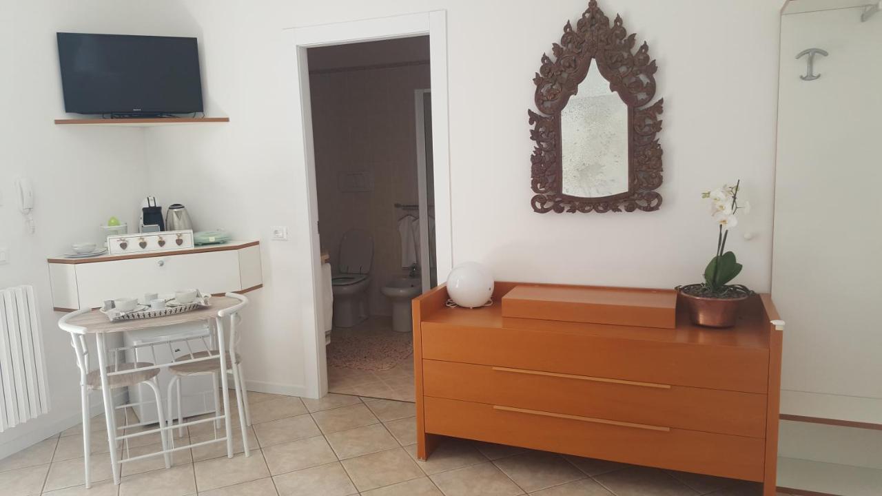 B&B Casa Gaia - Σιρμιόνε Εξωτερικό φωτογραφία