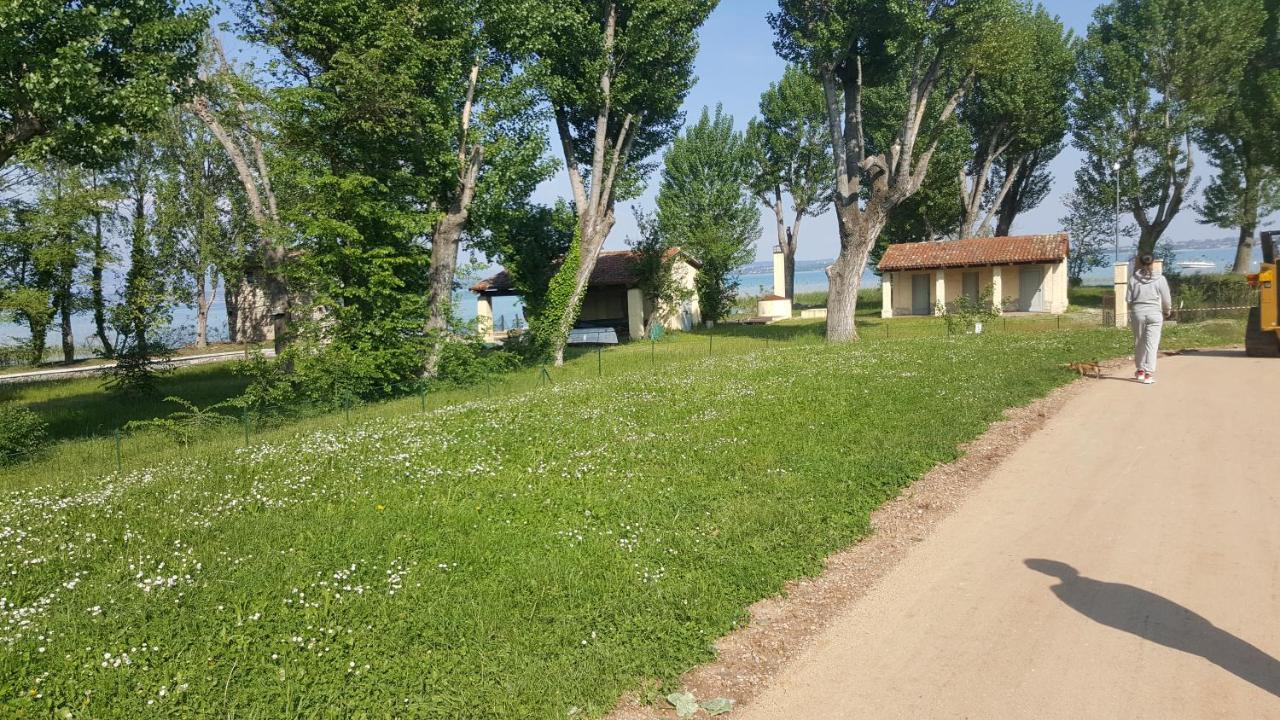 B&B Casa Gaia - Σιρμιόνε Εξωτερικό φωτογραφία