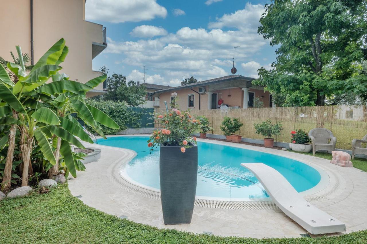 B&B Casa Gaia - Σιρμιόνε Εξωτερικό φωτογραφία